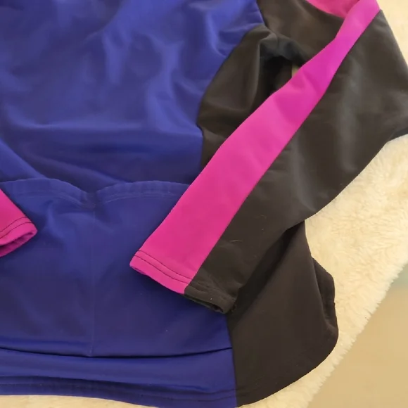 Pearl Izumi Purple Bicycling Jacket with Logo - Picture 10 of 13